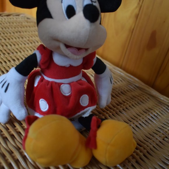 NWOT Disney Parks Authentic Original Minnie Mouse Stuffed Toy - Picture 2 of 12